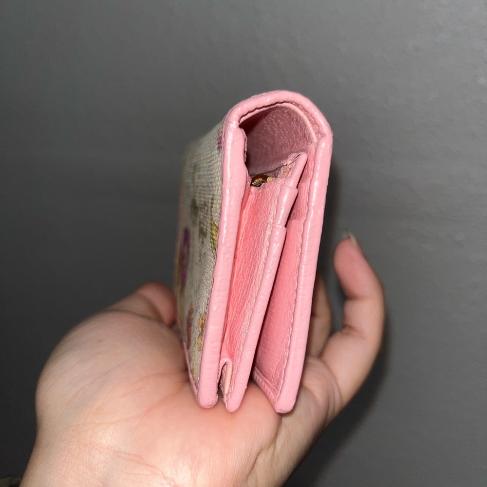 Gucci Flora Limited Edition Bifold Wallet - Picture 8 of 9